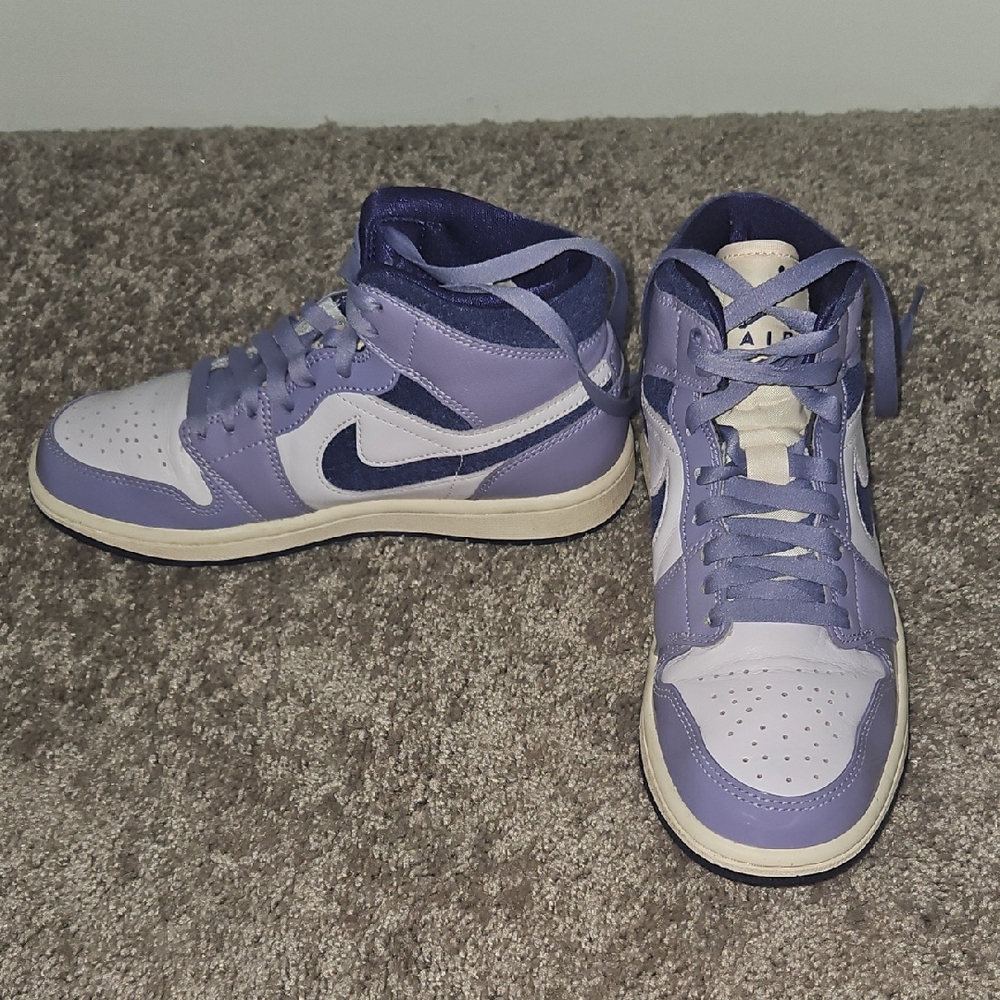 Nike Air Jordan 1 Retro SE Mid Sky J Purple